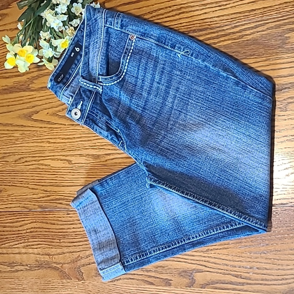 Jordache Cropped Jeans